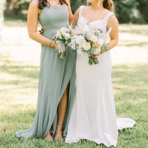 Elegant Green Sleeveless Dress